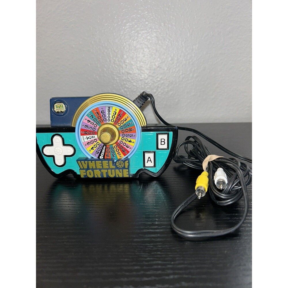 VTG 2005 Wheel Of Fortune Plug N Play TV Video Game JAKKS Pacific